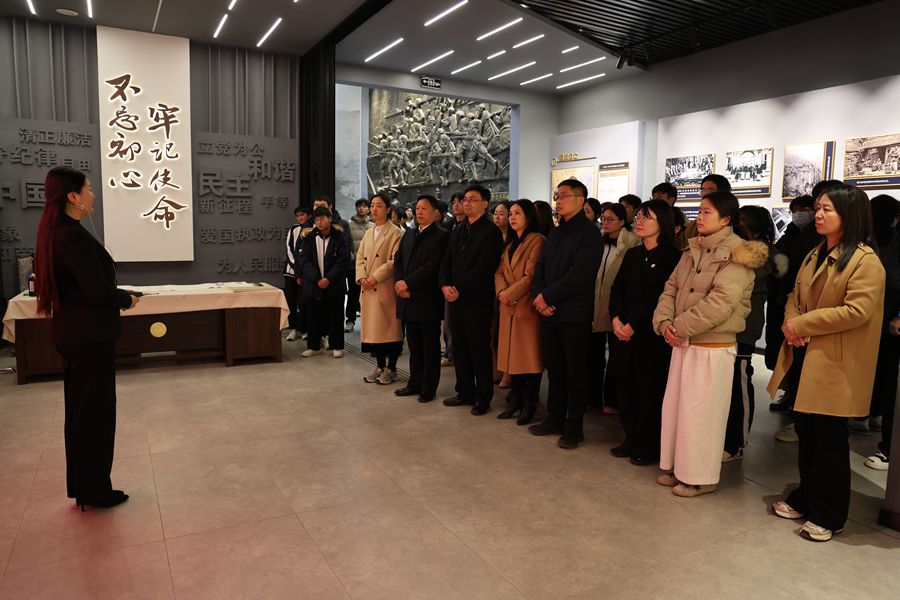 紅色基因潤初心     ------新鄉(xiāng)職業(yè)技術(shù)學(xué)院與長垣烹飪職業(yè)技術(shù)學(xué)院開展革命傳統(tǒng)教育實踐活動